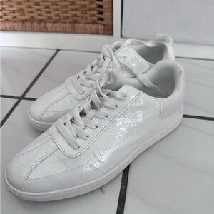 Women's White Sneakers